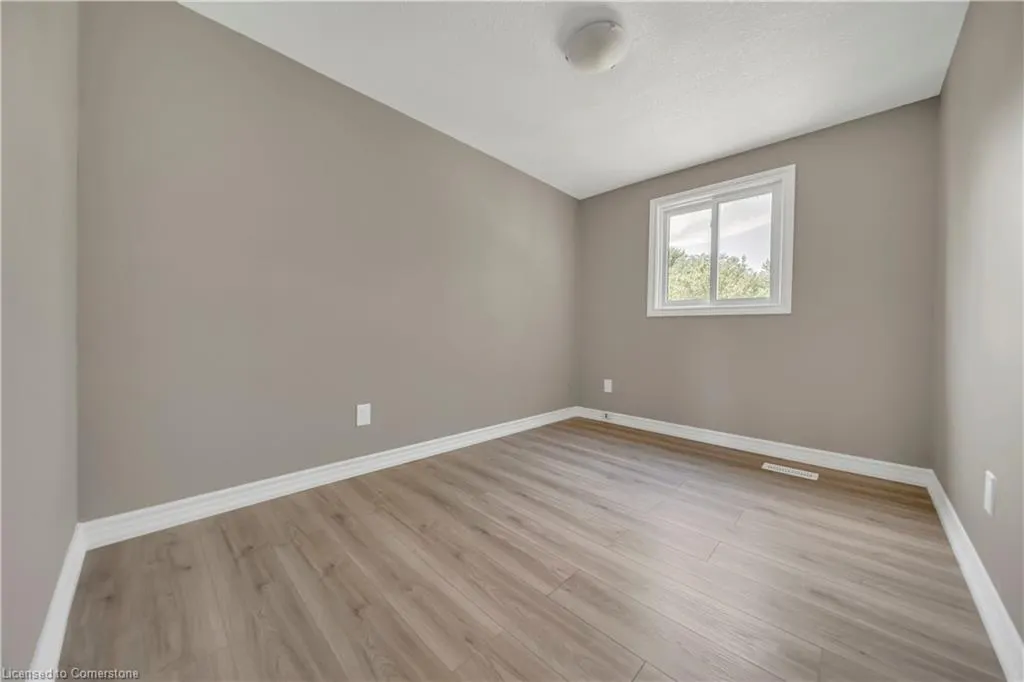 28 Uxbridge Crescent