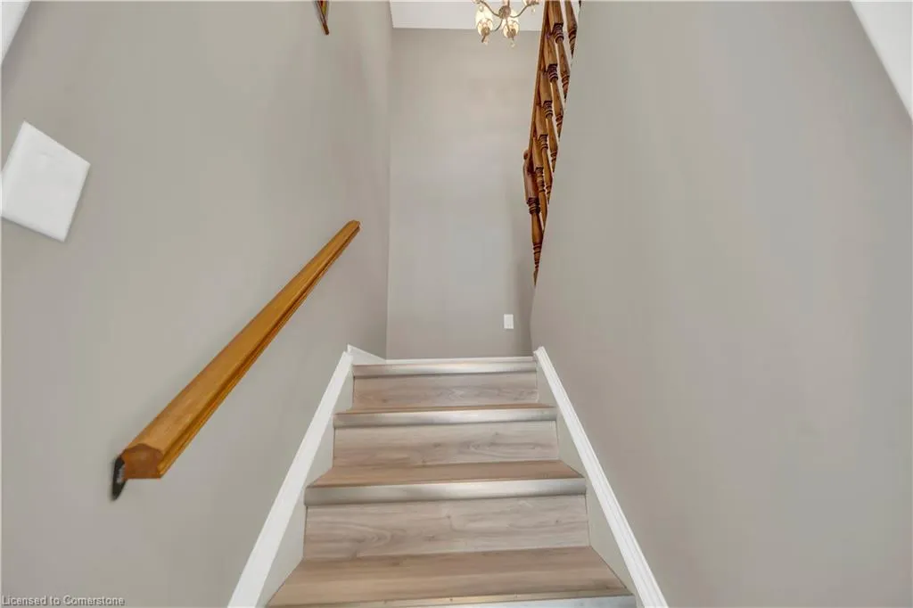 28 Uxbridge Crescent