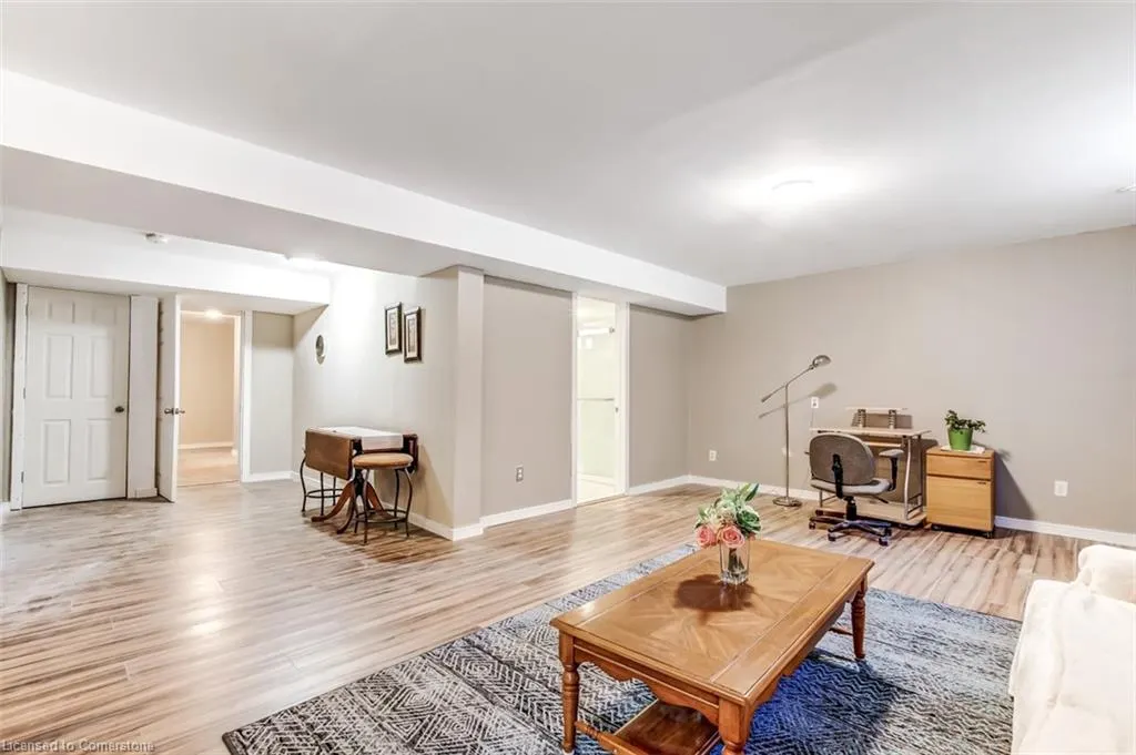 10 Birchall Lane