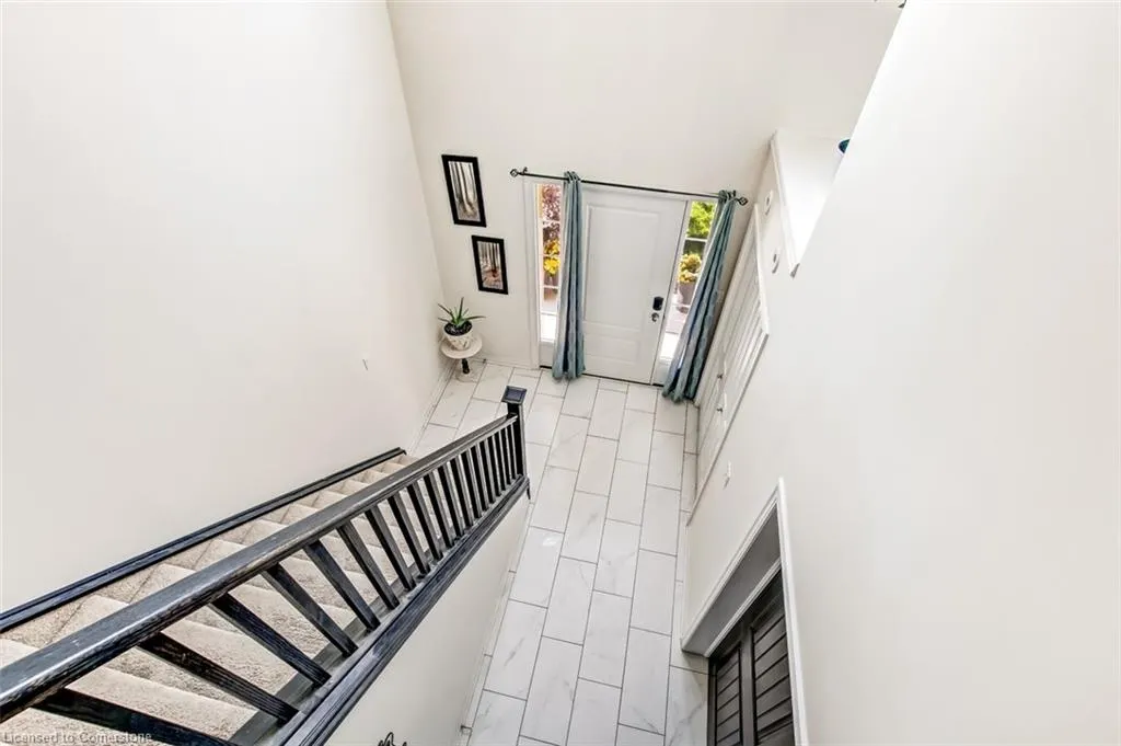 10 Birchall Lane