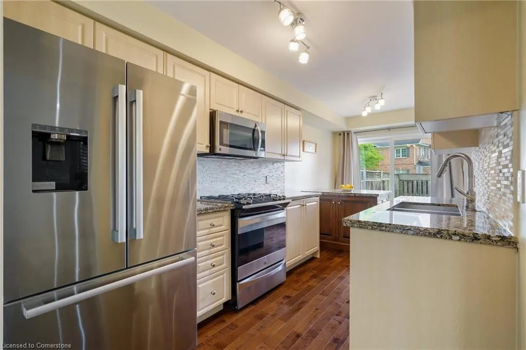 2626 Armour Crescent