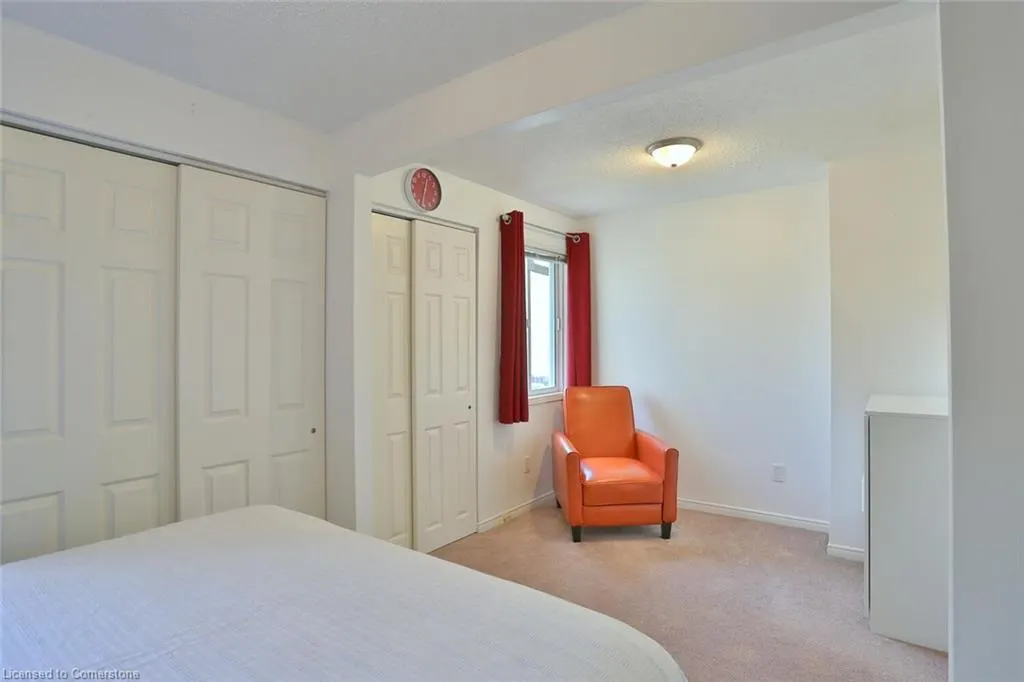 1085 Queens Boulevard, #13