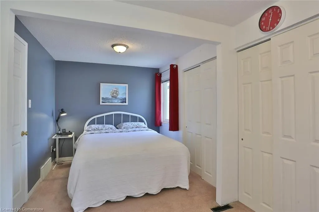 1085 Queens Boulevard, #13