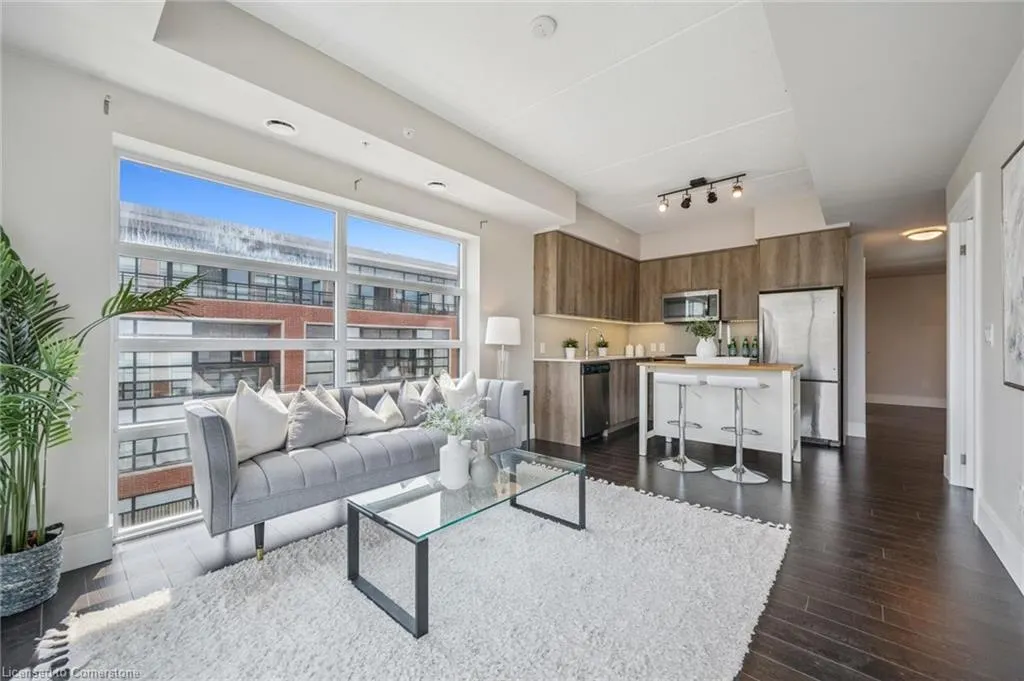 15 Prince Albert Boulevard, #316
