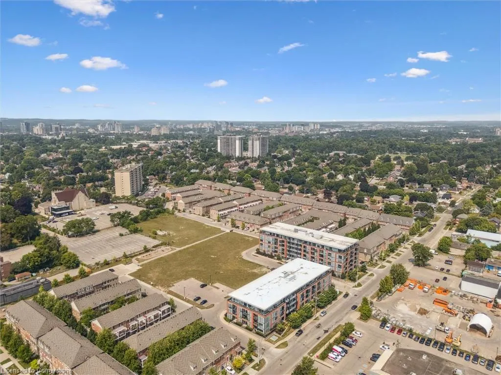 15 Prince Albert Boulevard, #316
