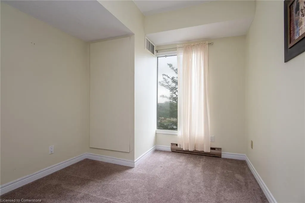 260 Sheldon Avenue N, #807