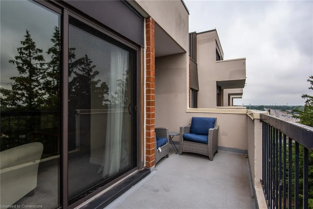 260 Sheldon Avenue N, #807