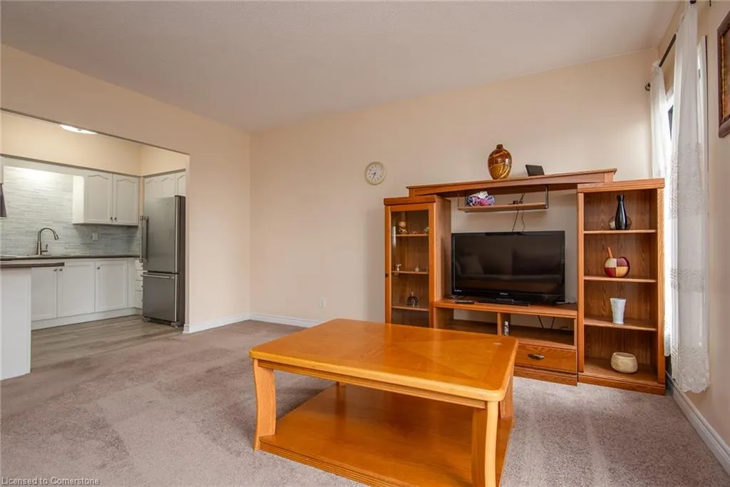 260 Sheldon Avenue N, #807