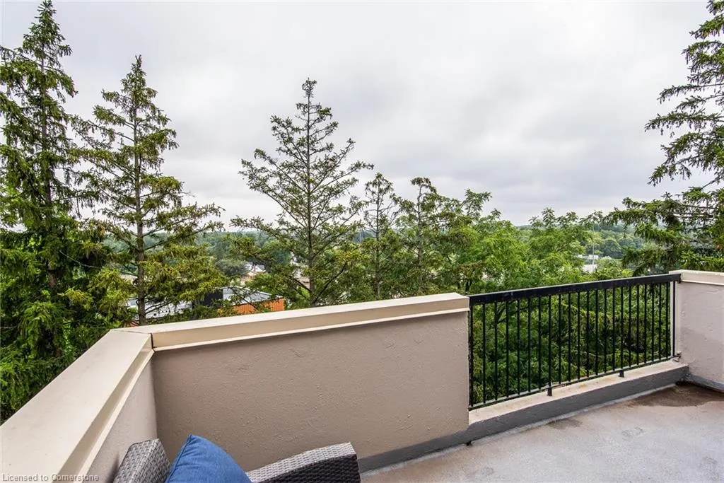260 Sheldon Avenue N, #807
