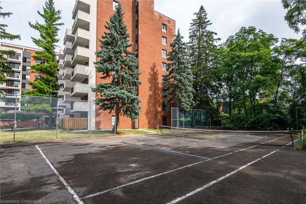 260 Sheldon Avenue N, #807