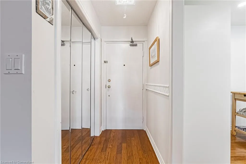 3050 Pinemeadow Drive, #6