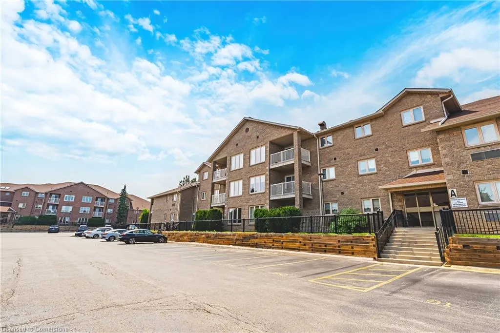 3050 Pinemeadow Drive, #6
