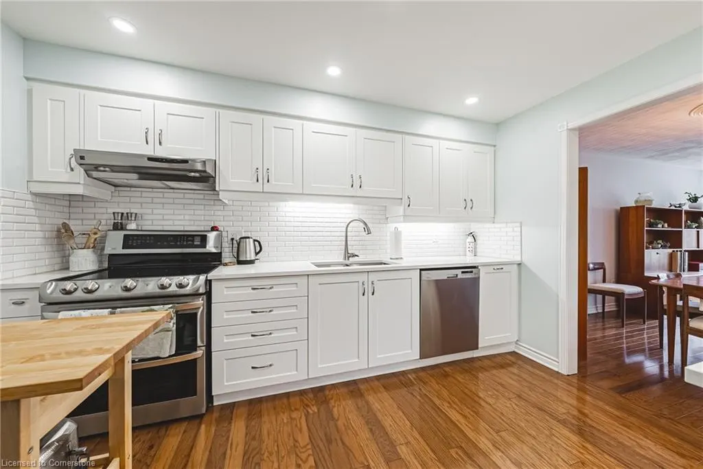 3050 Pinemeadow Drive, #6