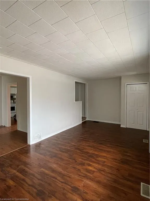 861 Vine Street