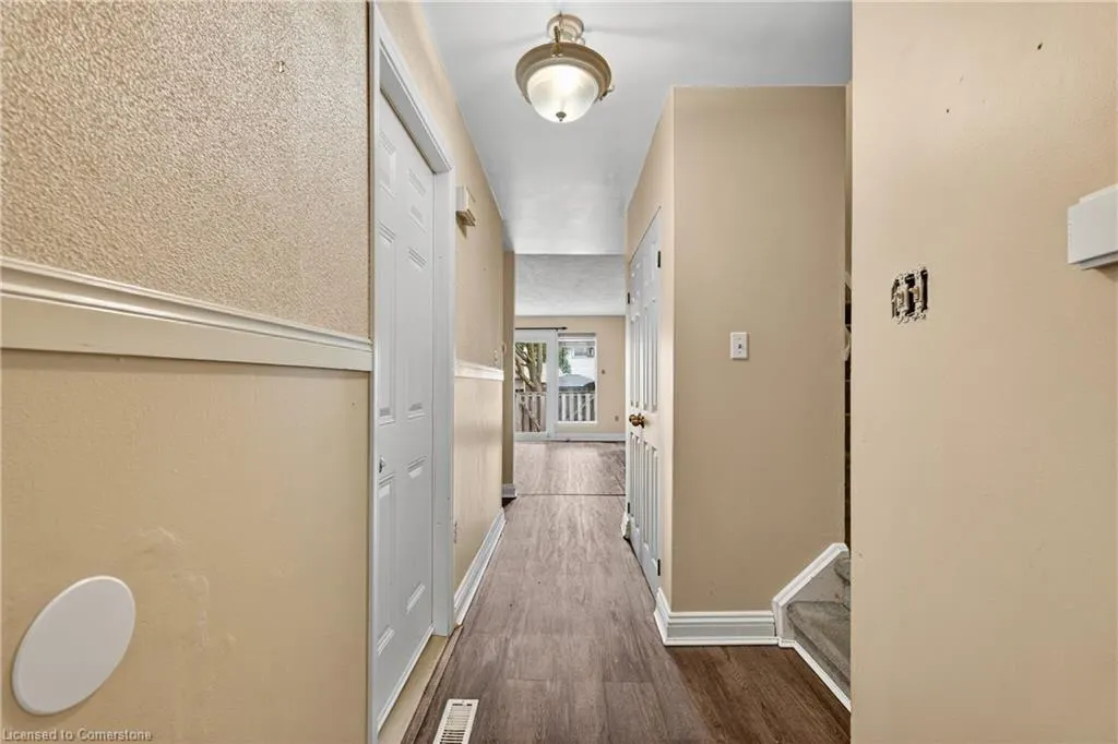 59 Queenslea Drive, #7