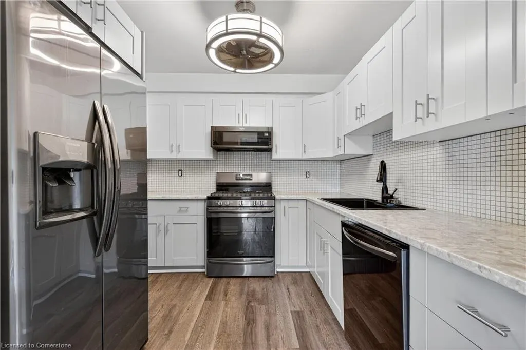 59 Queenslea Drive, #7
