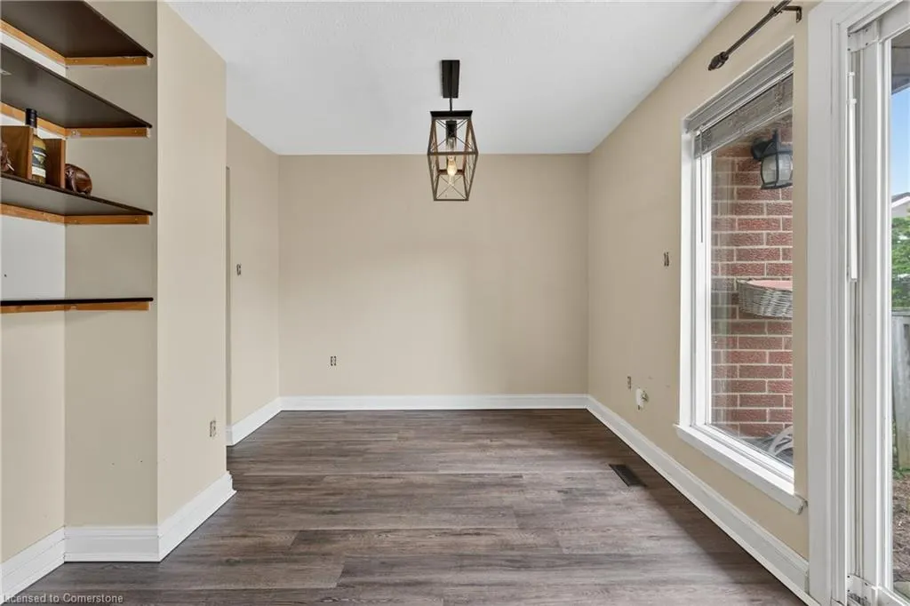 59 Queenslea Drive, #7