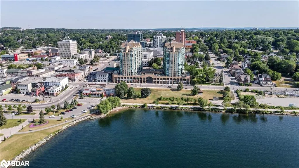 150 Dunlop Street E, #811