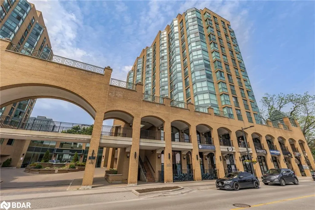 150 Dunlop Street E, #811