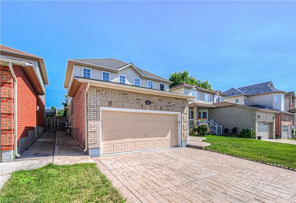 48 Lena Crescent