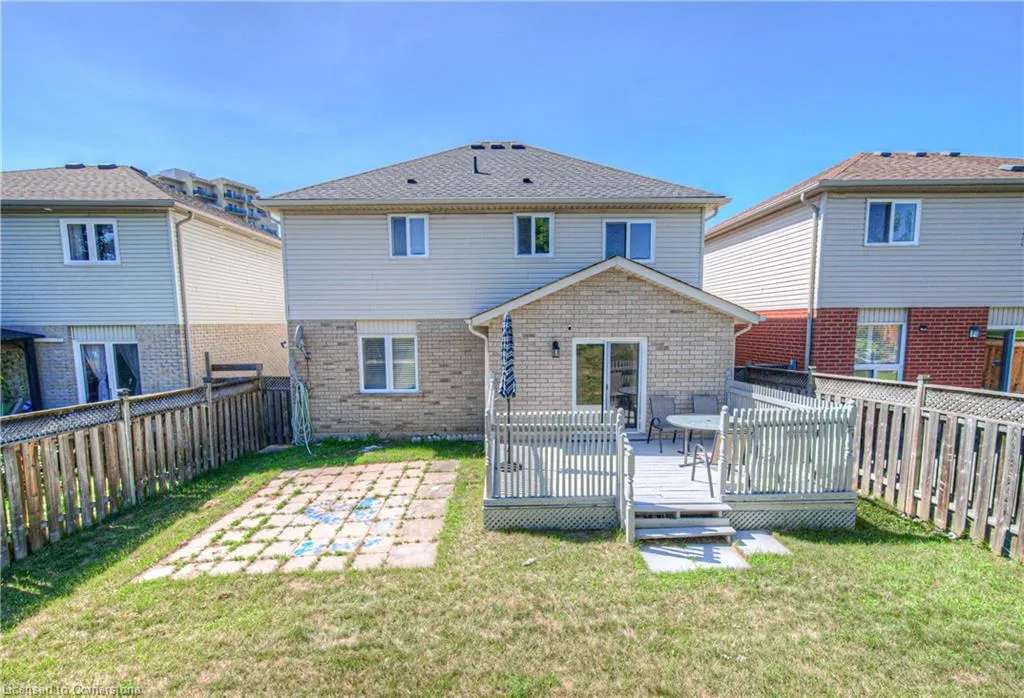 48 Lena Crescent
