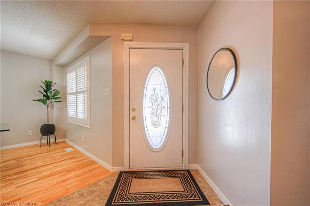 48 Lena Crescent