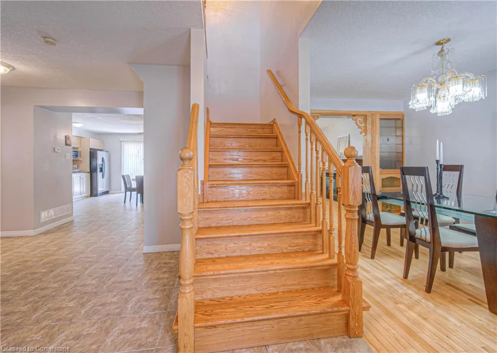 48 Lena Crescent