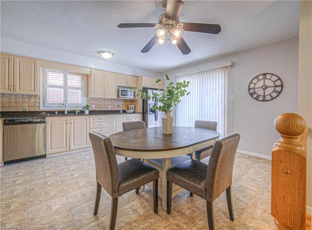 48 Lena Crescent