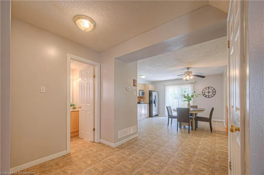 48 Lena Crescent