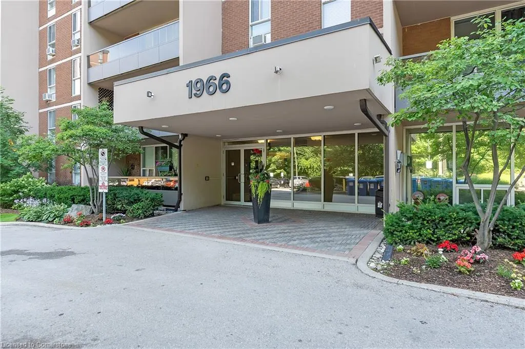 1966 Main Street W, #402