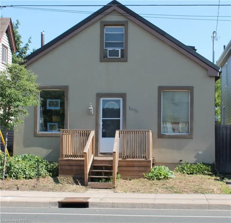 1009 Cannon Street E