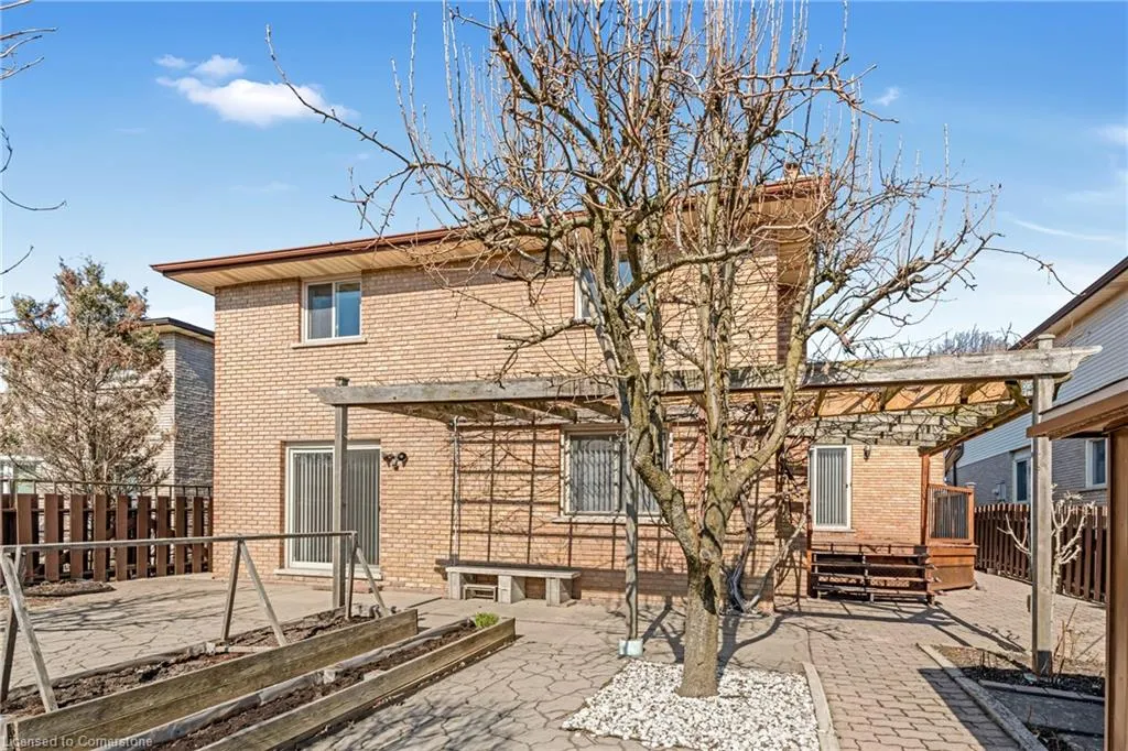 36 Skylark Drive