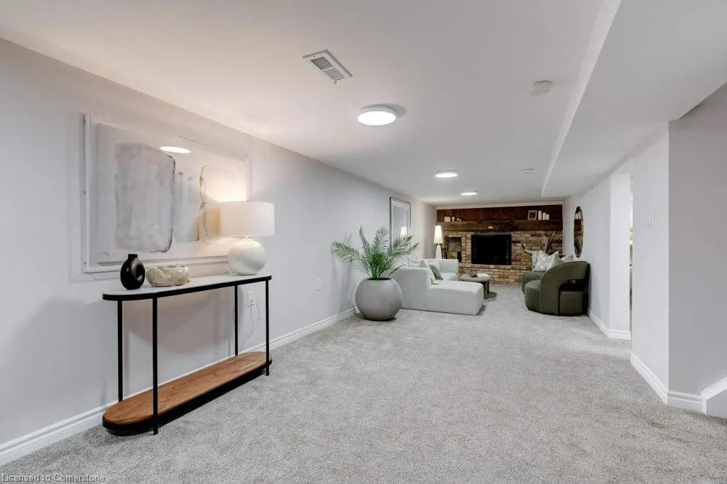 380 Abbott Road