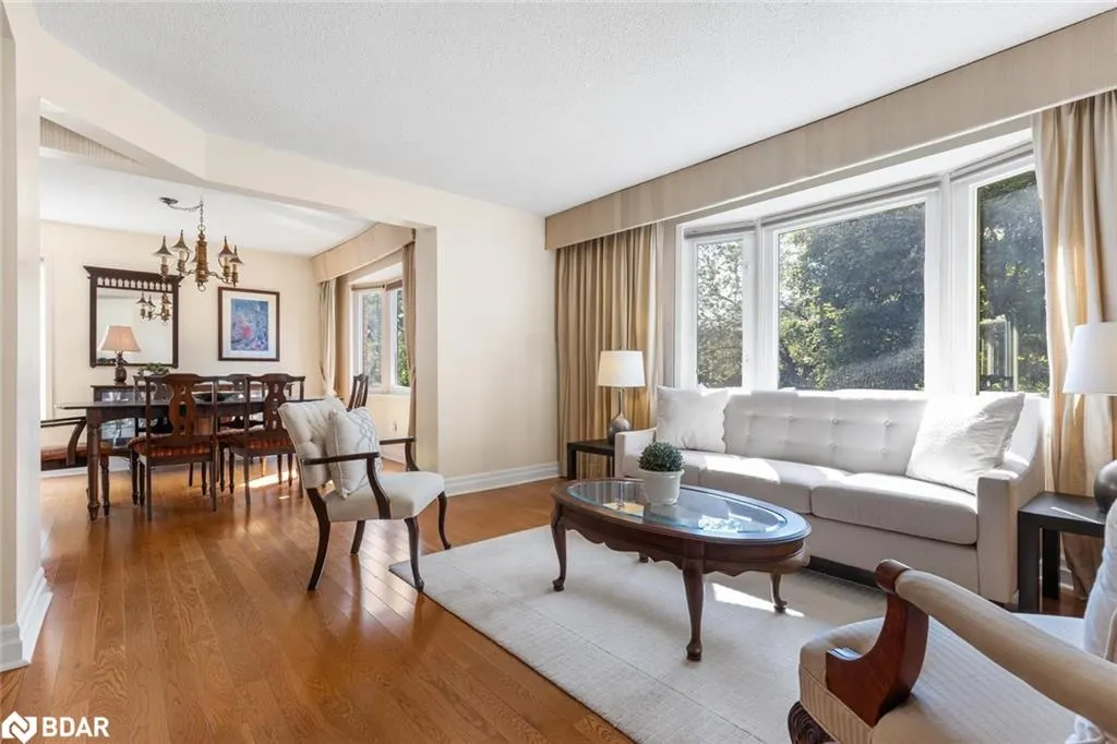 4424 Treetop Court