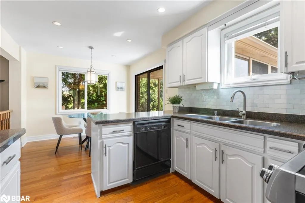 4424 Treetop Court