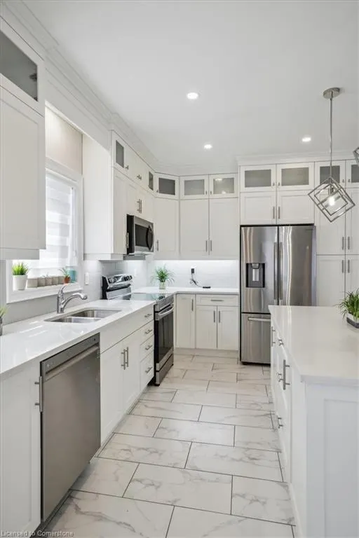 29 Roselawn Avenue