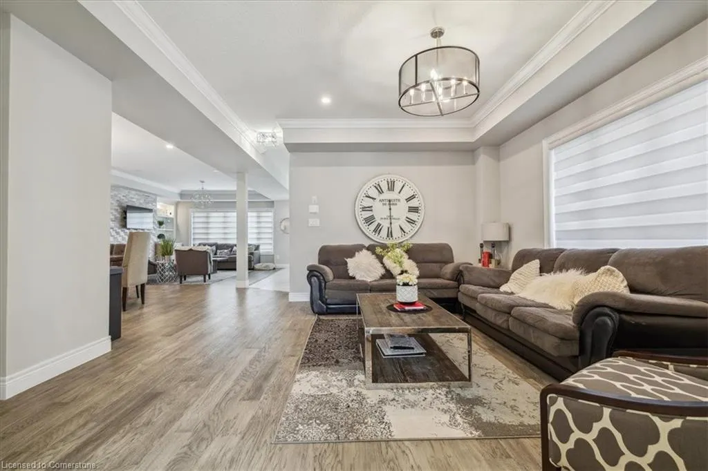 29 Roselawn Avenue