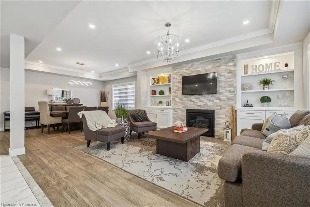 29 Roselawn Avenue