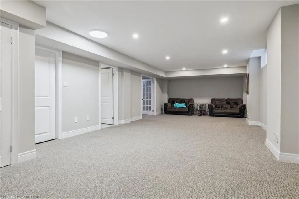 29 Roselawn Avenue