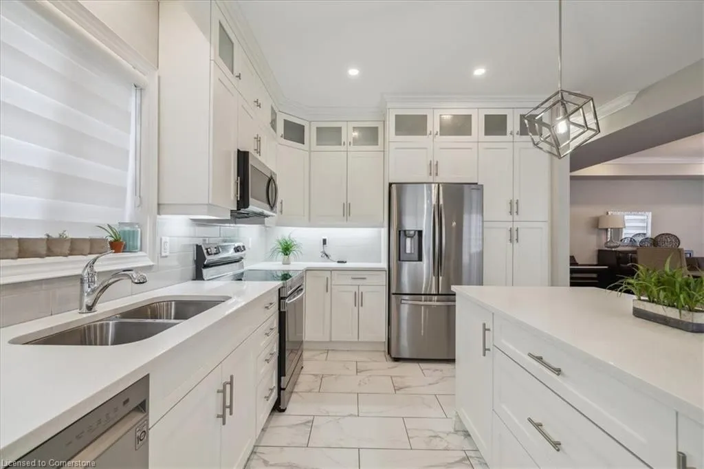 29 Roselawn Avenue