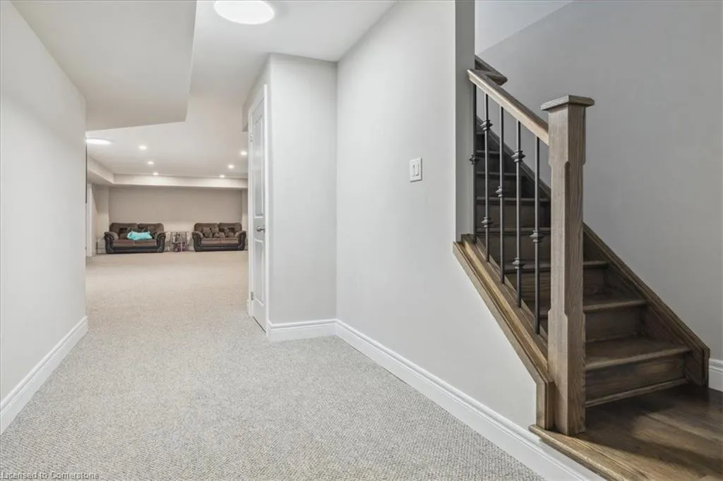 29 Roselawn Avenue