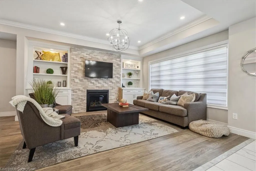 29 Roselawn Avenue