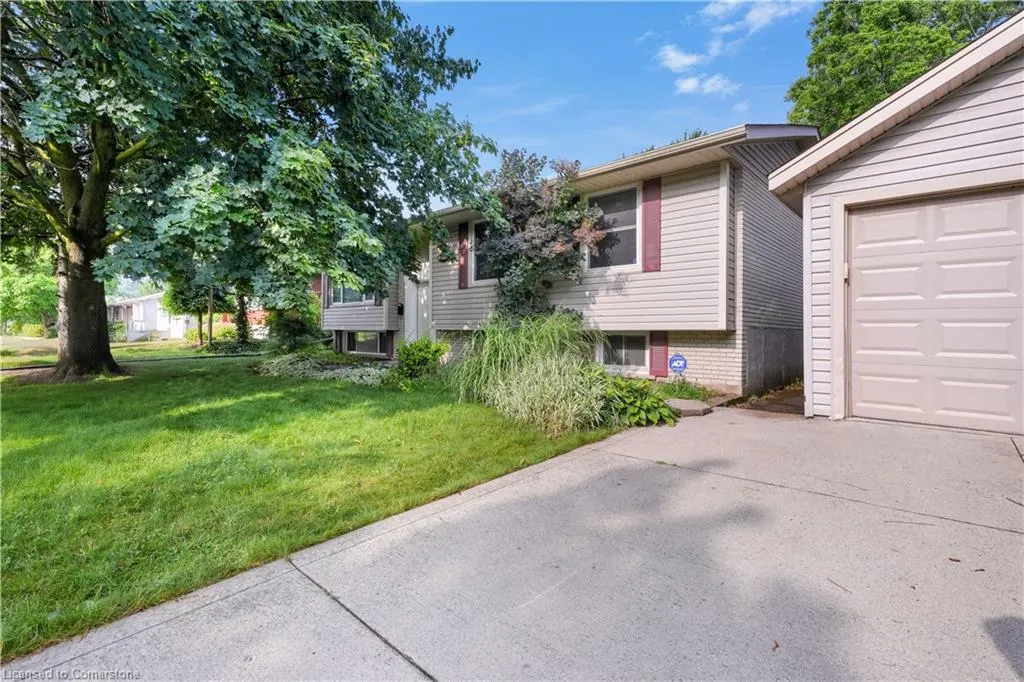 206 Shelley Drive, #Upper