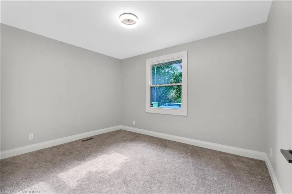 206 Shelley Drive, #Upper