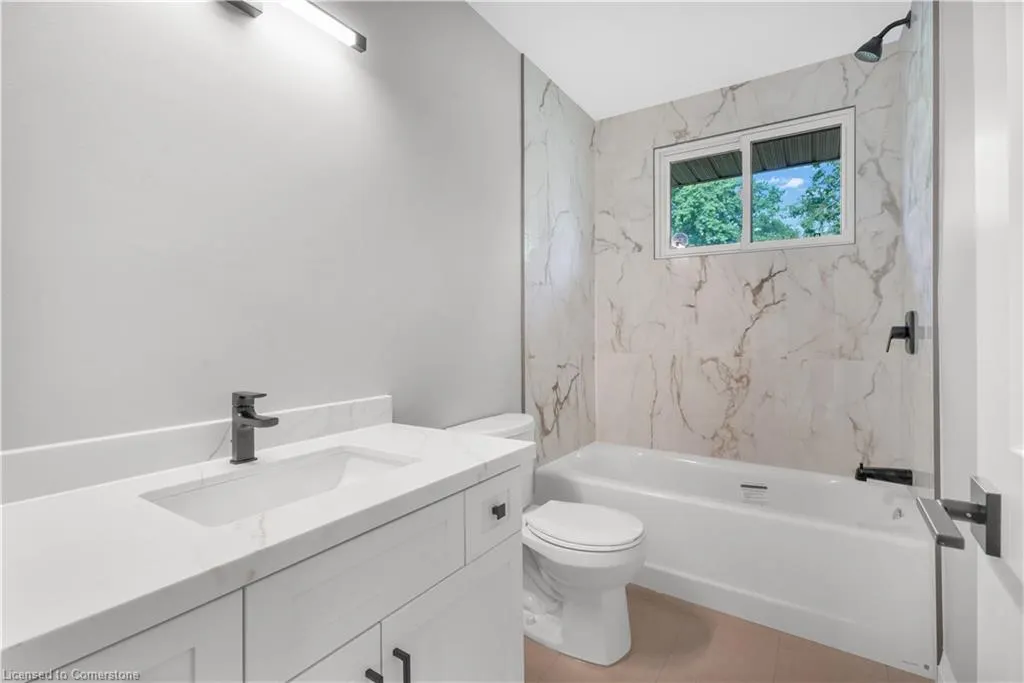 206 Shelley Drive, #Upper