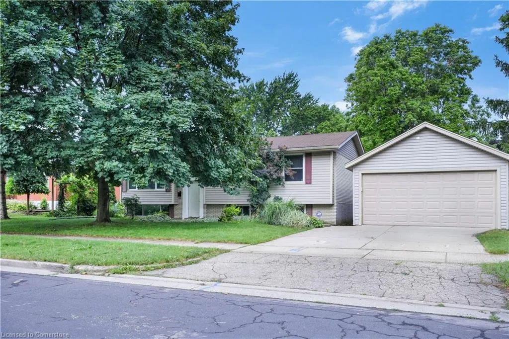 206 Shelley Drive, #Upper