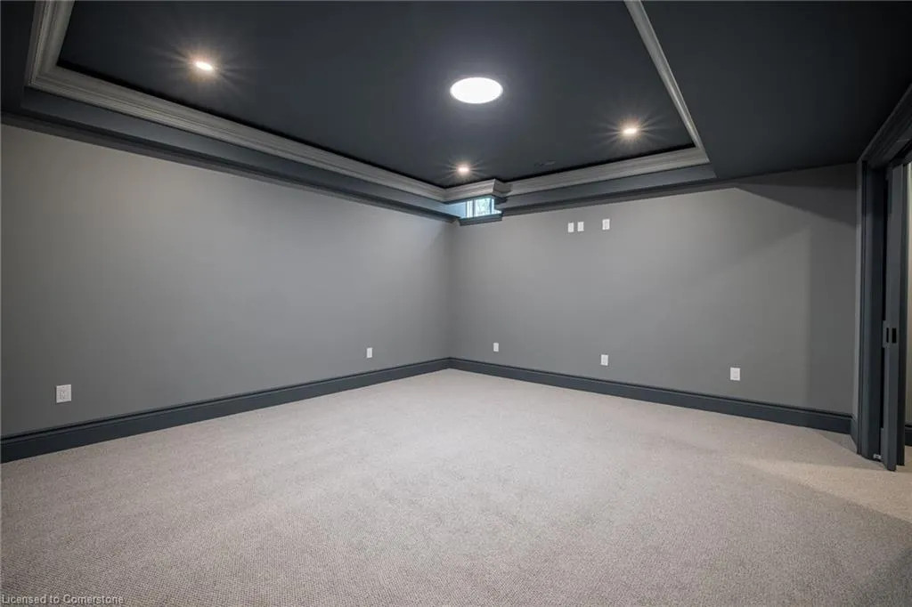 31 Bayside Court