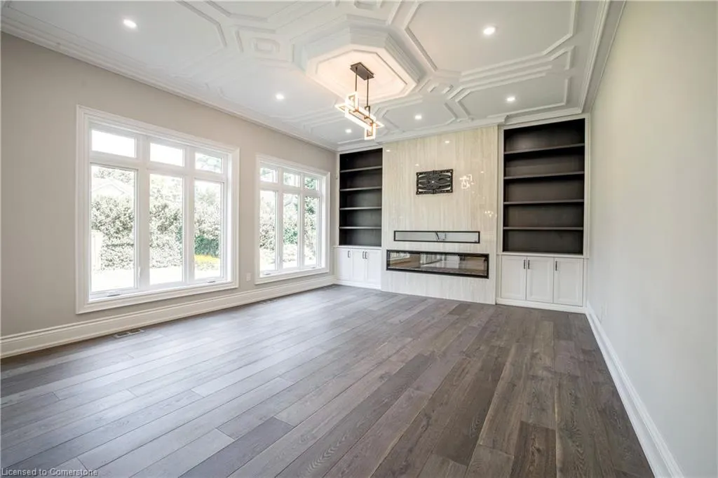 31 Bayside Court
