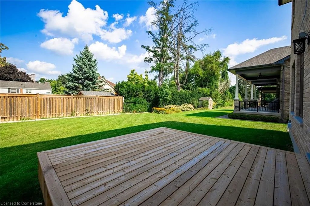 31 Bayside Court