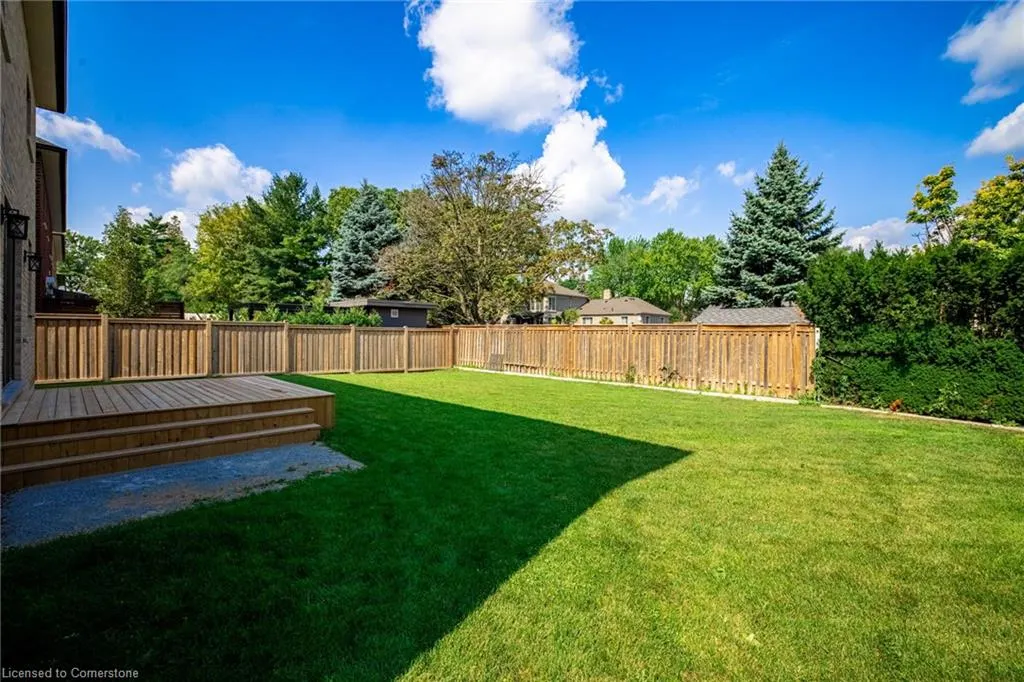 31 Bayside Court
